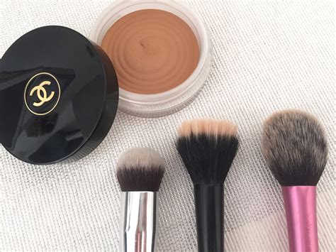 Chanel bronzing brush